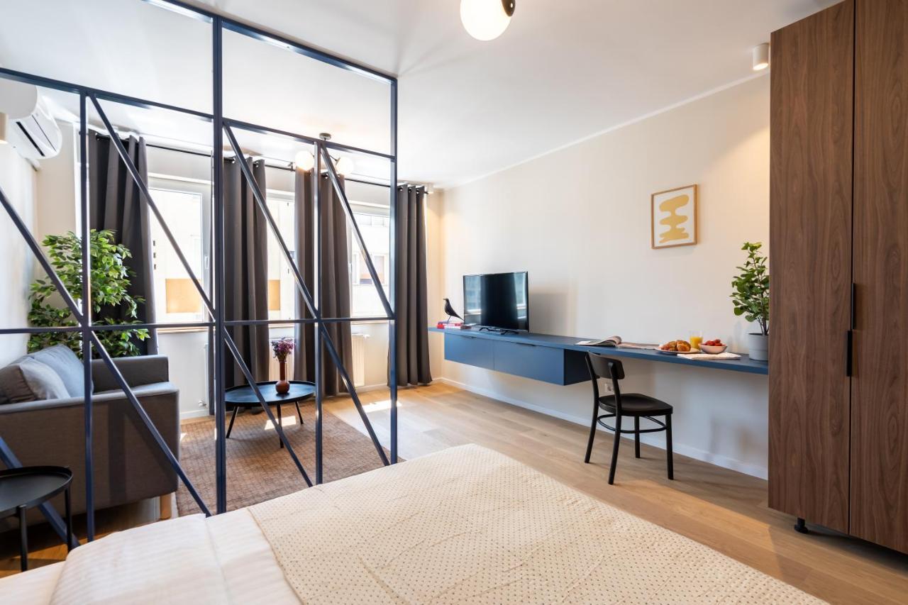 Elegant Studio In The Heart Of The Town Bukarest Kültér fotó