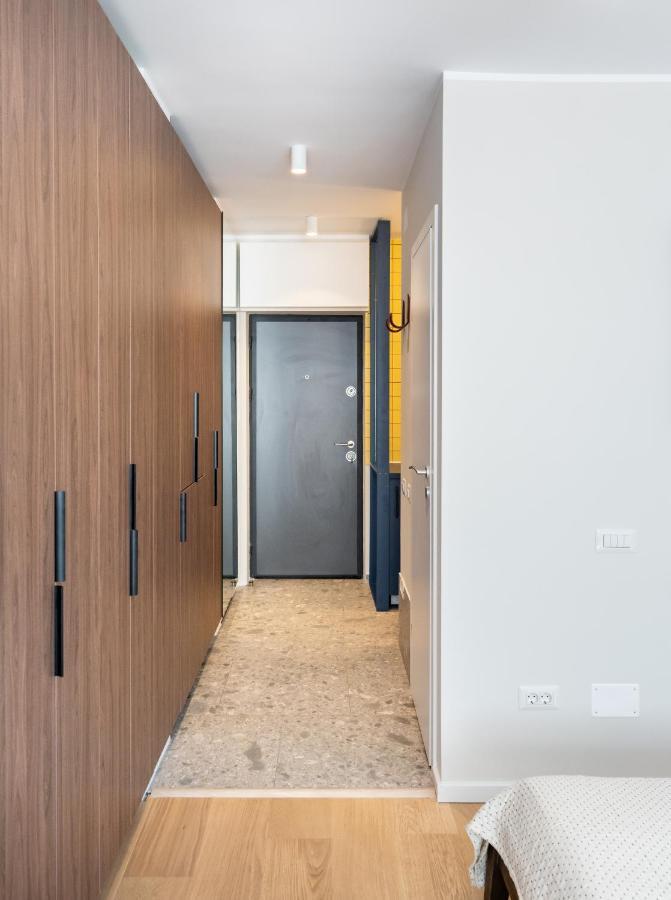 Elegant Studio In The Heart Of The Town Bukarest Kültér fotó