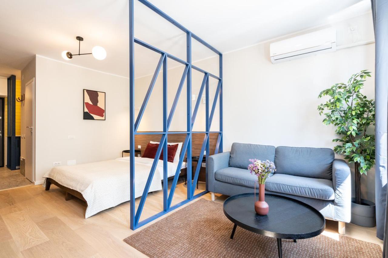 Elegant Studio In The Heart Of The Town Bukarest Kültér fotó